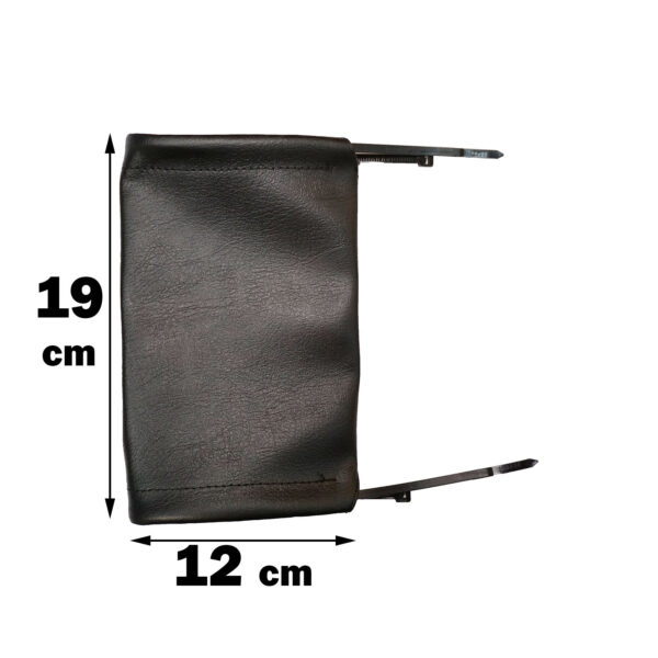 The Ironmaster Vinyl Covers 3x6 is displayed on a white background. Its a black leather pouch measuring 19 cm in height and 12 cm in width, with two zippers on the top edge.