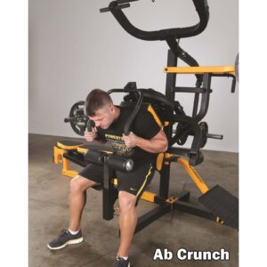 Man doing leverage ab crunch