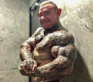 lee-priest-biceps