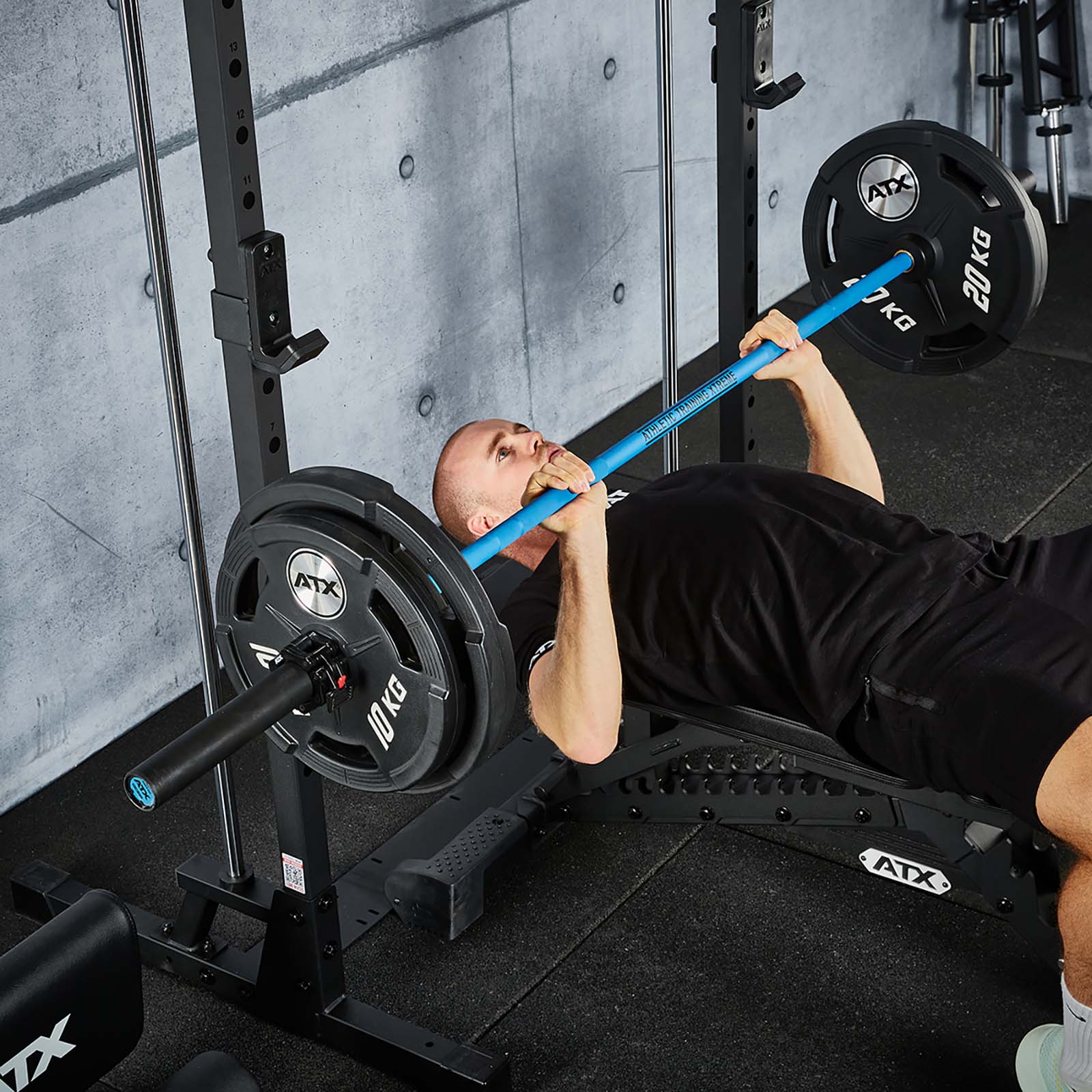 Free Weight Bench Press